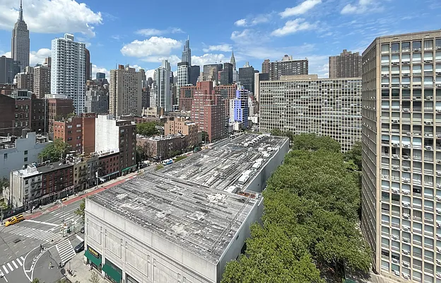 Rented by Akam Sales and Brokerage | media 19