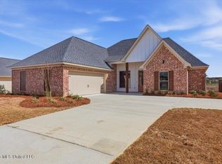 1110 Old Court Xing, Flowood, MS 39232
