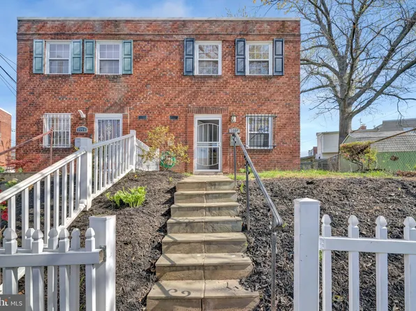 3360 Ames St NE, Washington, DC 20019