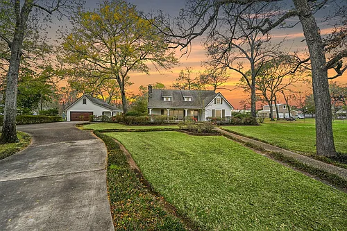 13835 Jarvis Rd Photo 1