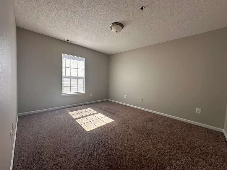 2 Bed 2 bath - Master Bedroom