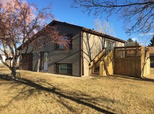 411 Grant St, Carson, ND 58529
