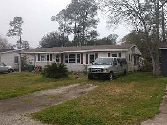 2nd image of 3901 Belmede Dr