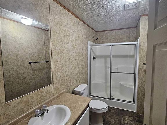 4th image of 3210 Victor Ln #Vh359