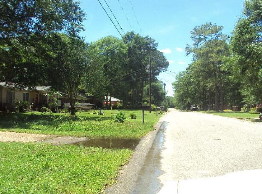 2nd image of 311 Bayou Ave