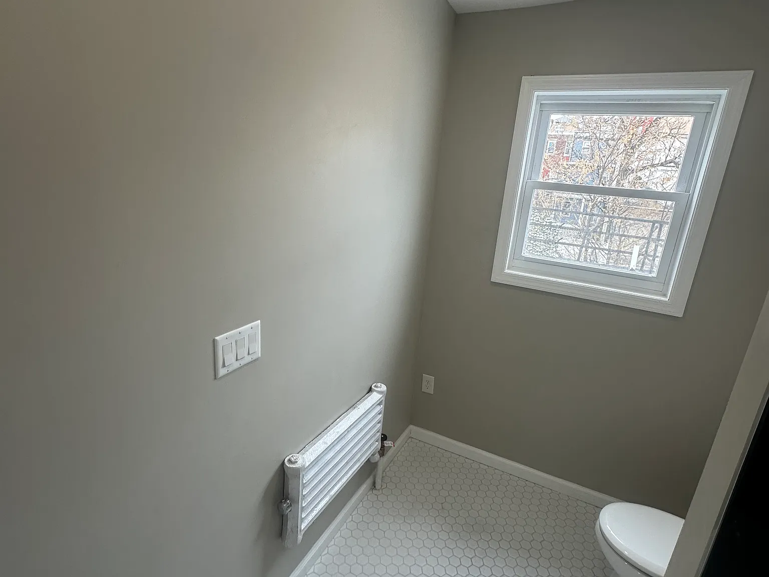 2 bed, 1000 sqft, $1,950 — Photo 2