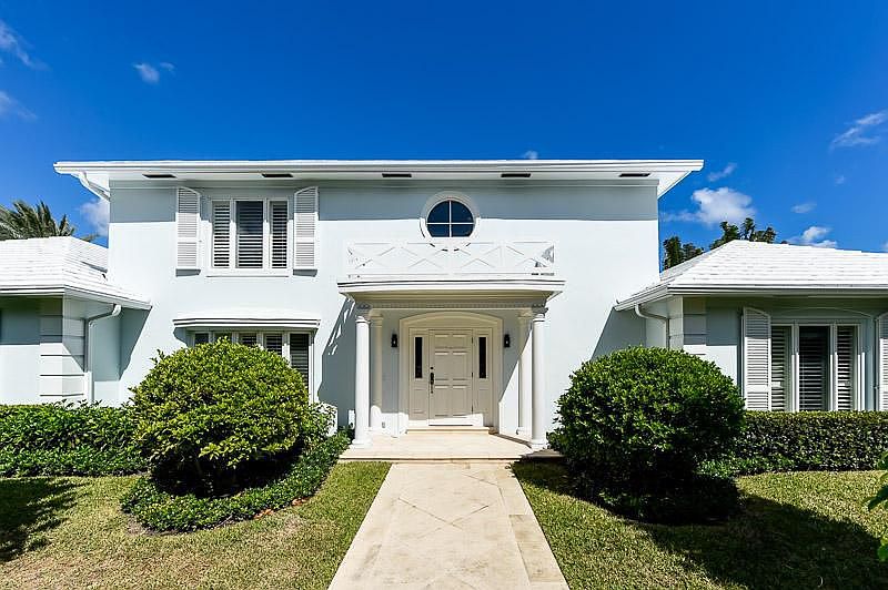 1st image of 295 Bahama Ln