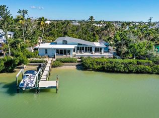 2667 Coconut Dr, Sanibel, FL 33957