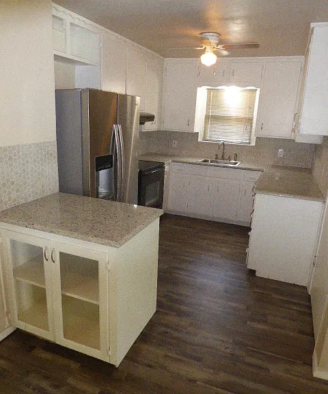 205 Worthy St — Photo 4