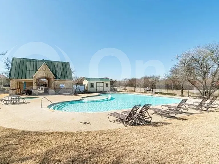 233 Niagara Falls Dr — Photo 32