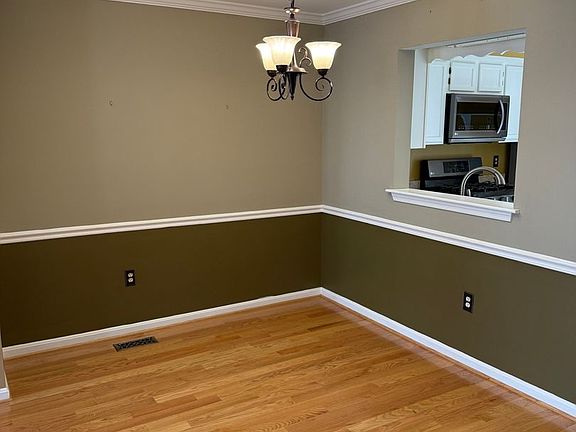 4th image of 4221 Devonwood Way