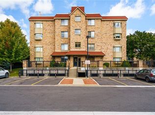 3499 Upper Middle Rd #211, Burlington, ON L7M4M7