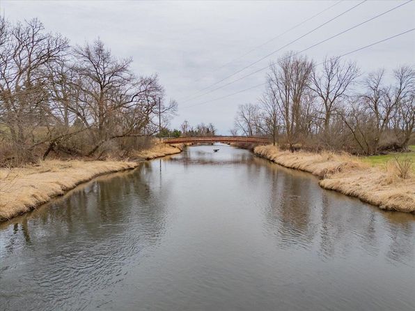 1359 Dianne Avenue, Belleville, WI 53508