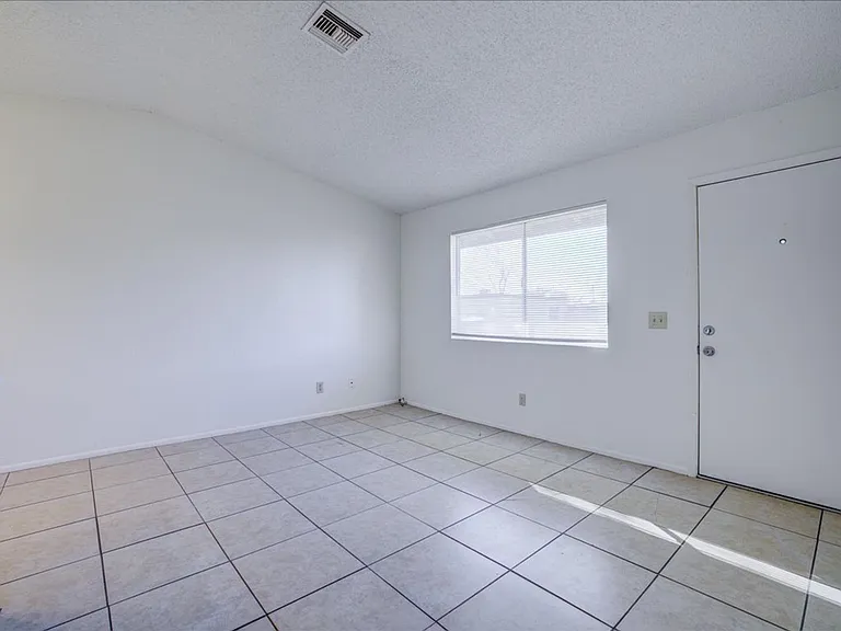 329-335 E Alturas St — Photo 9