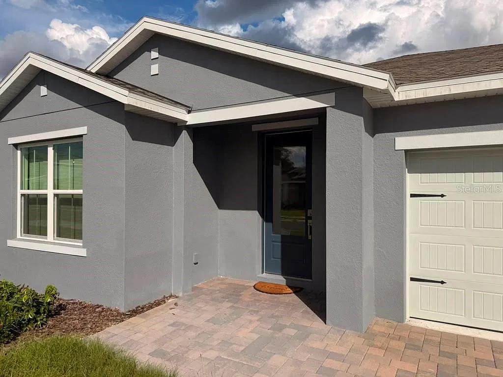 3 bed, 2.0 bath, 1671 sqft, $2,550 — Photo 3