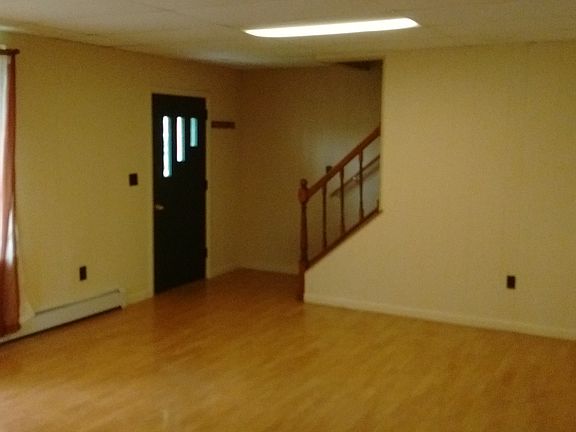 14' X 20' Living/family.