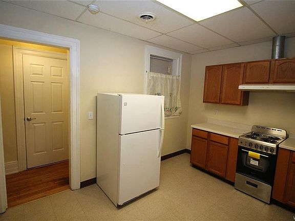 4th image of 250 Virginia St APT 204