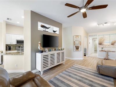 808 Carrick Bend CIR #202, Naples, FL, 34110
