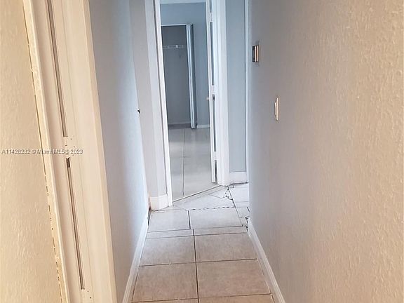 5th image of 7973 NW 35th Ct