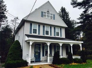 30 Commonwealth Ave, Middletown, NY 10940