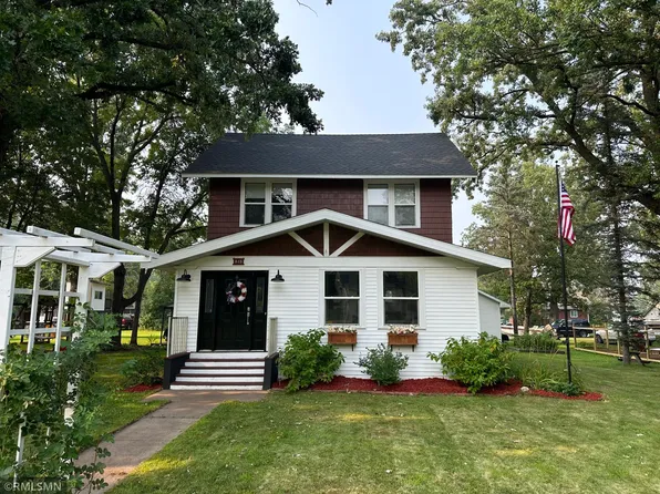 513 2nd St SW, Crosby, MN 56441