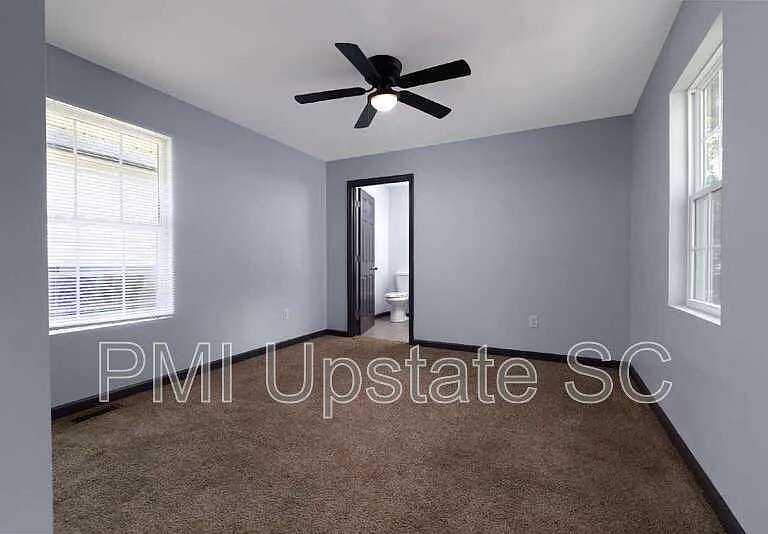 249 E Hampton Ave — Photo 9