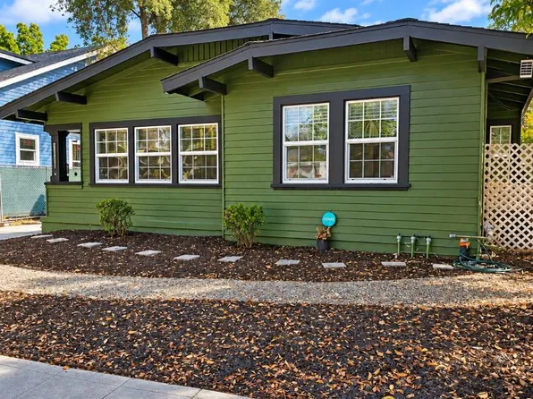 1030 W Rose St, Stockton, CA 95203