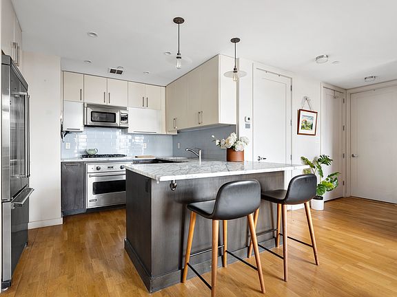 3rd image of 500 4th Ave APT 9B