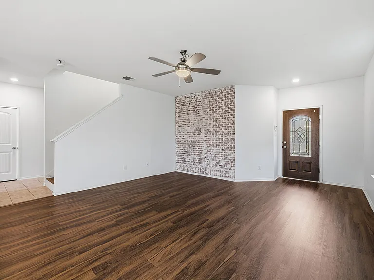 13535 Abraham Lincoln St — Photo 8
