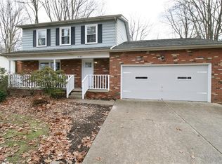 4197 Springdale Rd, Uniontown, OH 44685