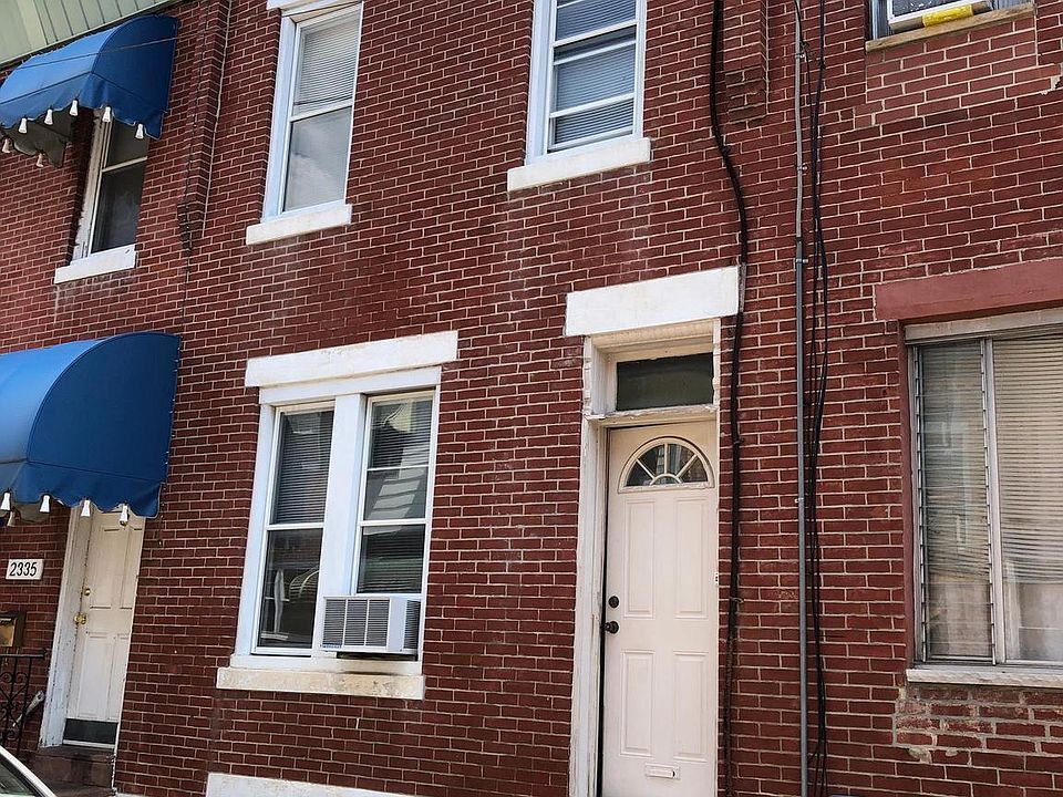 2nd image of 2337 S Hutchinson St
