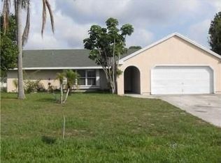 233 SW Kimball Cir, Port Saint Lucie, FL 34953