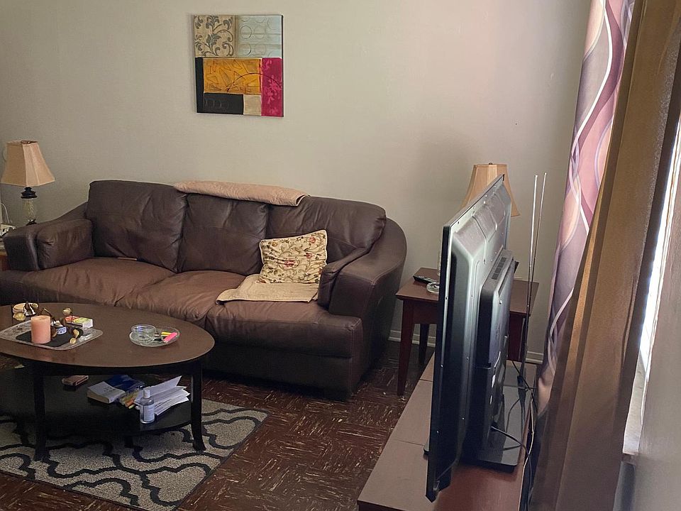 1st image of 1856 Chase Ave #B10