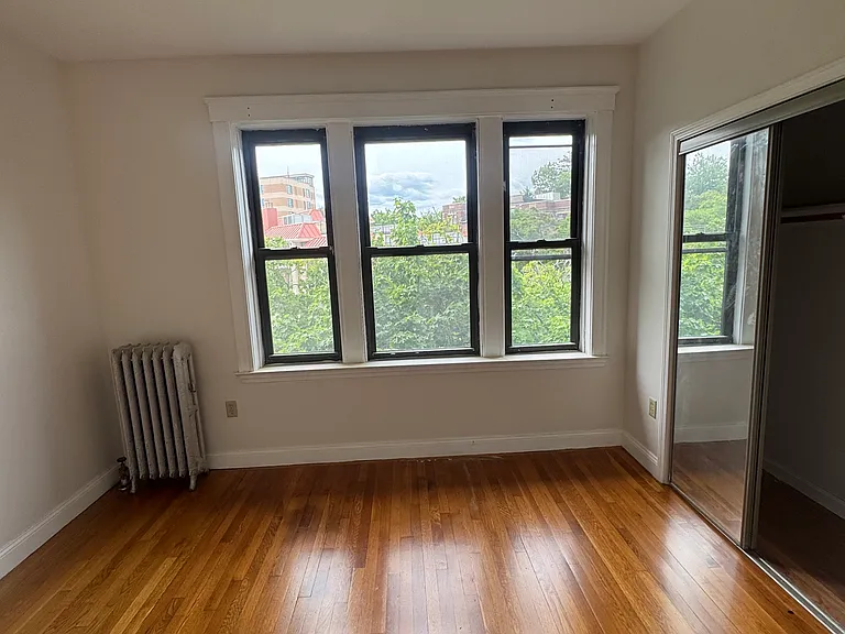 41 Egremont Rd #6 — Photo 1