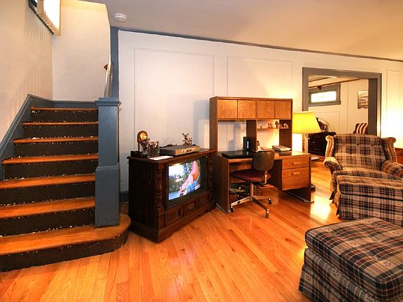 5th image of 37 Fairmount Ave