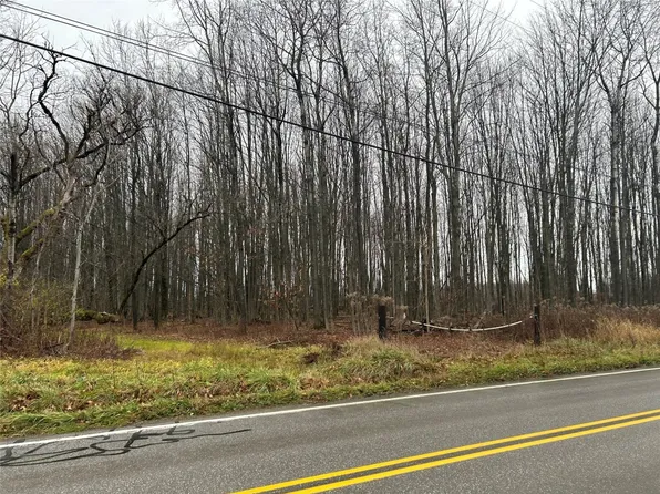 198 High St, Conneautville, PA 16406