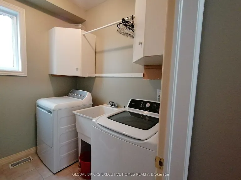 162 Boulding Ave — Photo 9