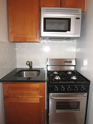 Rented by City Connections Realty | media 41