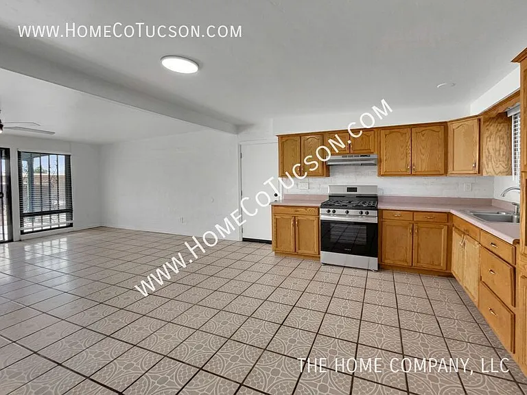 5950 S Liberty Ave — Photo 11