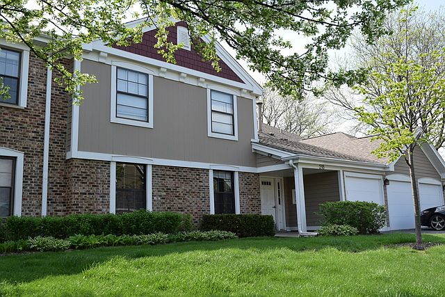 1st image of 218 Oak Knoll Ct #1-C