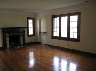 3702 Palmerston Rd, Shaker Heights, OH 44122