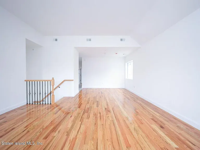 136 Beach St #2 — Photo 11