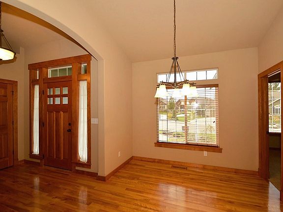 2nd image of 5815 S Laurel Crest Ct