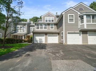 1467 Cornwall Rd, Mahwah, NJ 07430