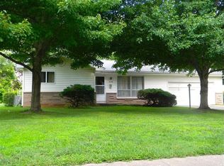 2158 S Lone Pine Ave, Springfield, MO 65804