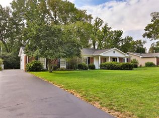 269 Ridge Trail Dr, Chesterfield, MO 63017