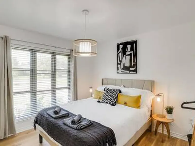 Darvany Dr — Photo 6