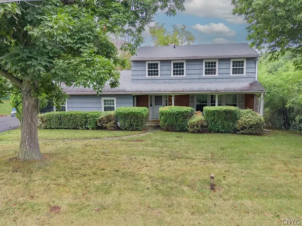 4975 Elgin Dr, Syracuse, NY 13215
