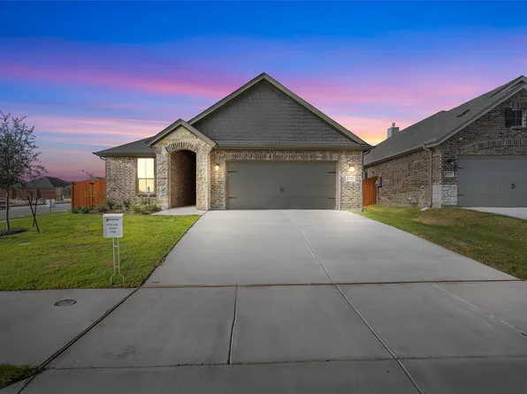 2101 Kelva Dr, Haslet, TX 76052