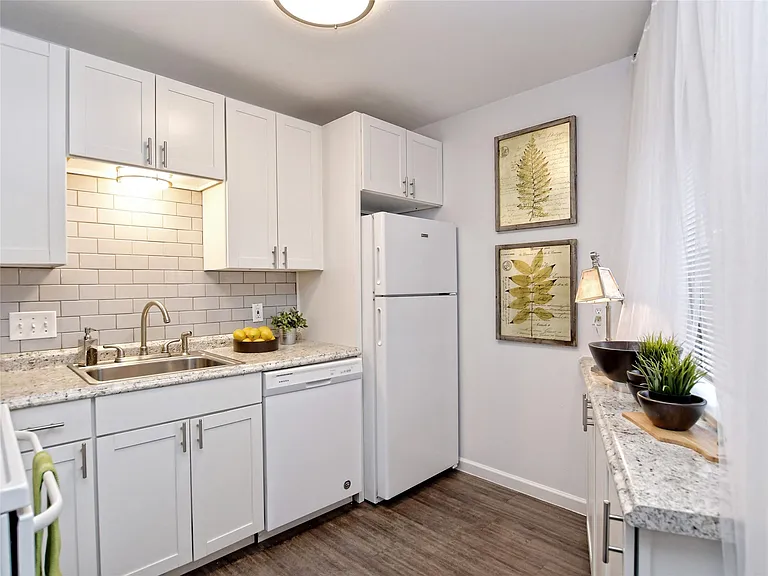 1840 Burton Dr #109 — Photo 7
